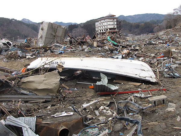 東日本大震災から復興への軌跡
